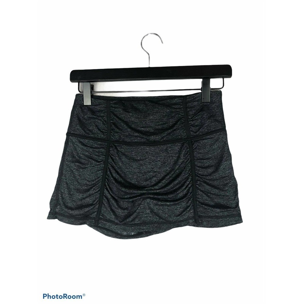 Athleta Hatha Yoga Skort Skirt Shorts Size XS Black Gray Spacedye